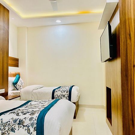 Hotel White House Walking Distance From Golden Temple- With Parking 阿姆利则 外观 照片
