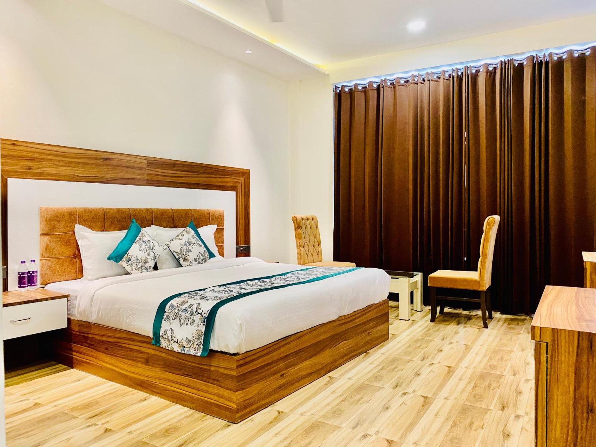 Hotel White House Walking Distance From Golden Temple- With Parking 阿姆利则 外观 照片