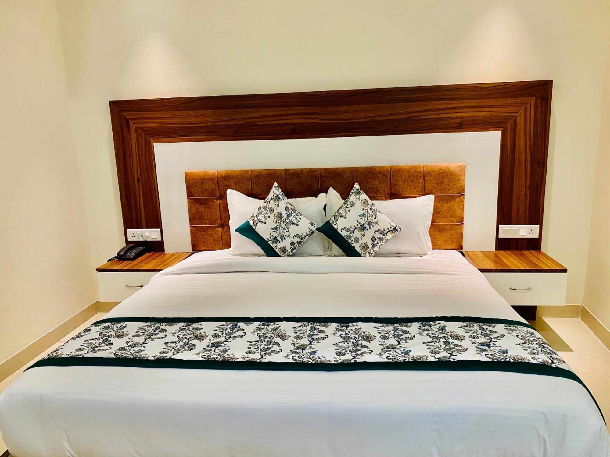 Hotel White House Walking Distance From Golden Temple- With Parking 阿姆利则 外观 照片