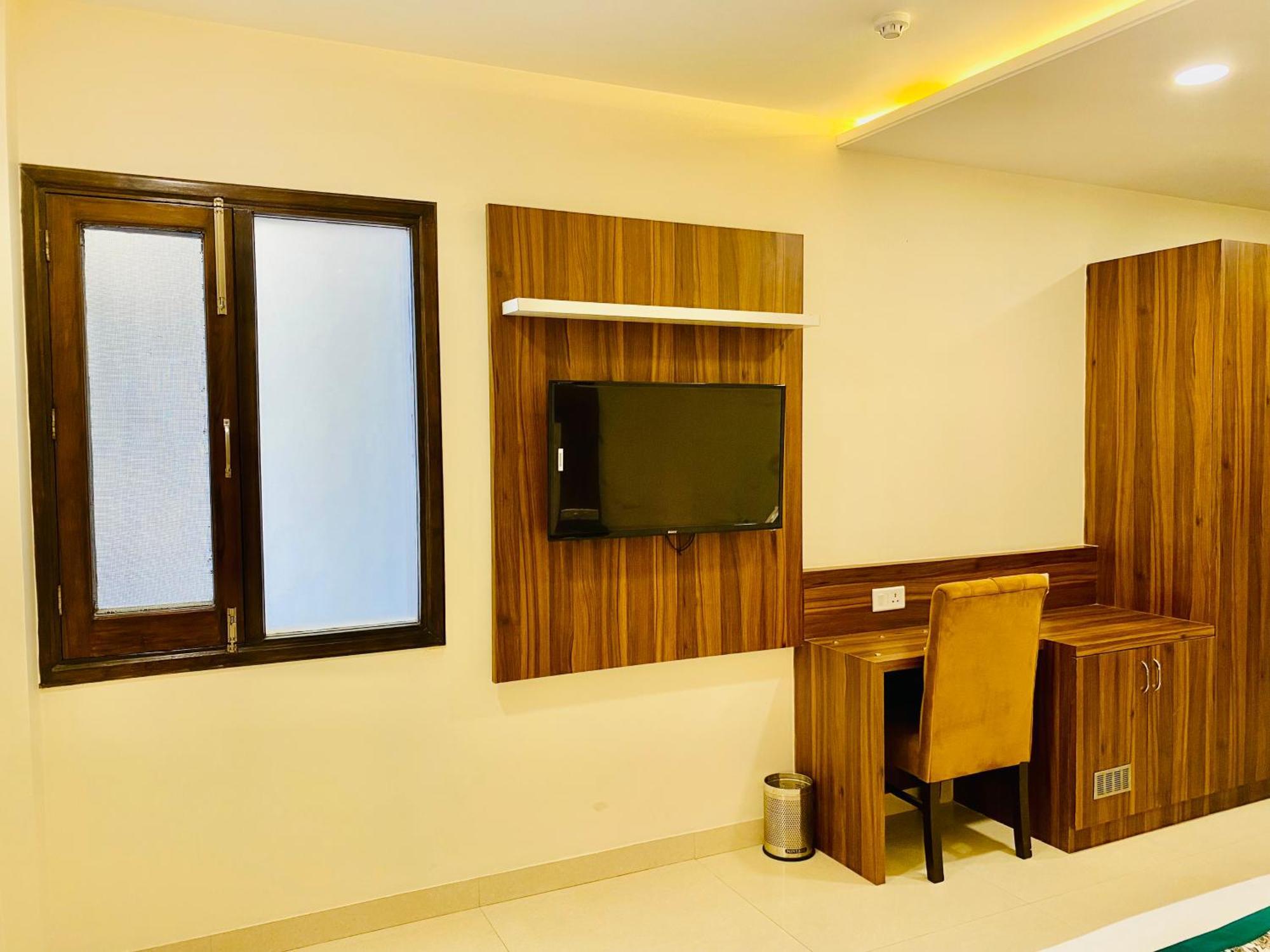 Hotel White House Walking Distance From Golden Temple- With Parking 阿姆利则 外观 照片
