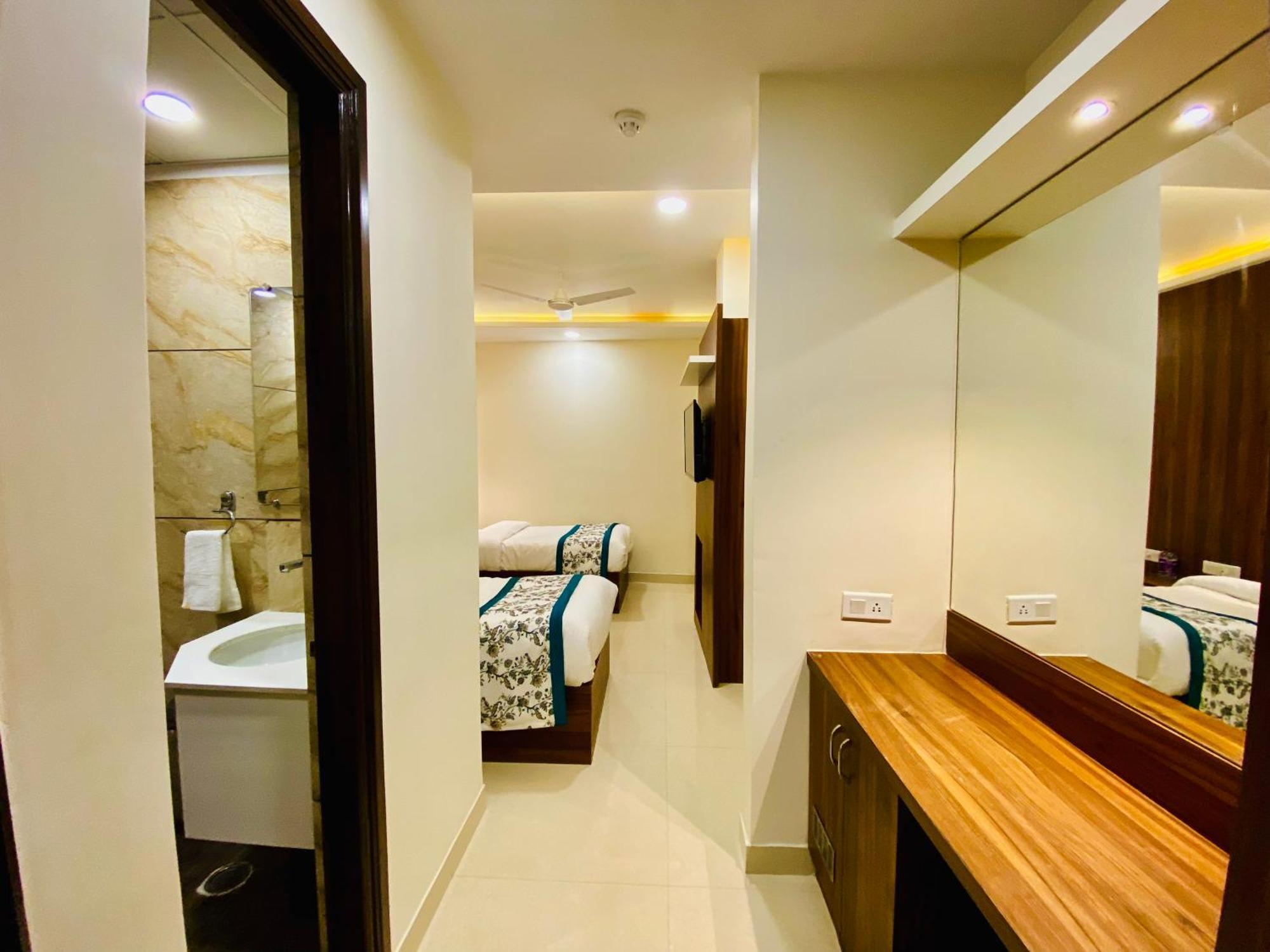 Hotel White House Walking Distance From Golden Temple- With Parking 阿姆利则 外观 照片